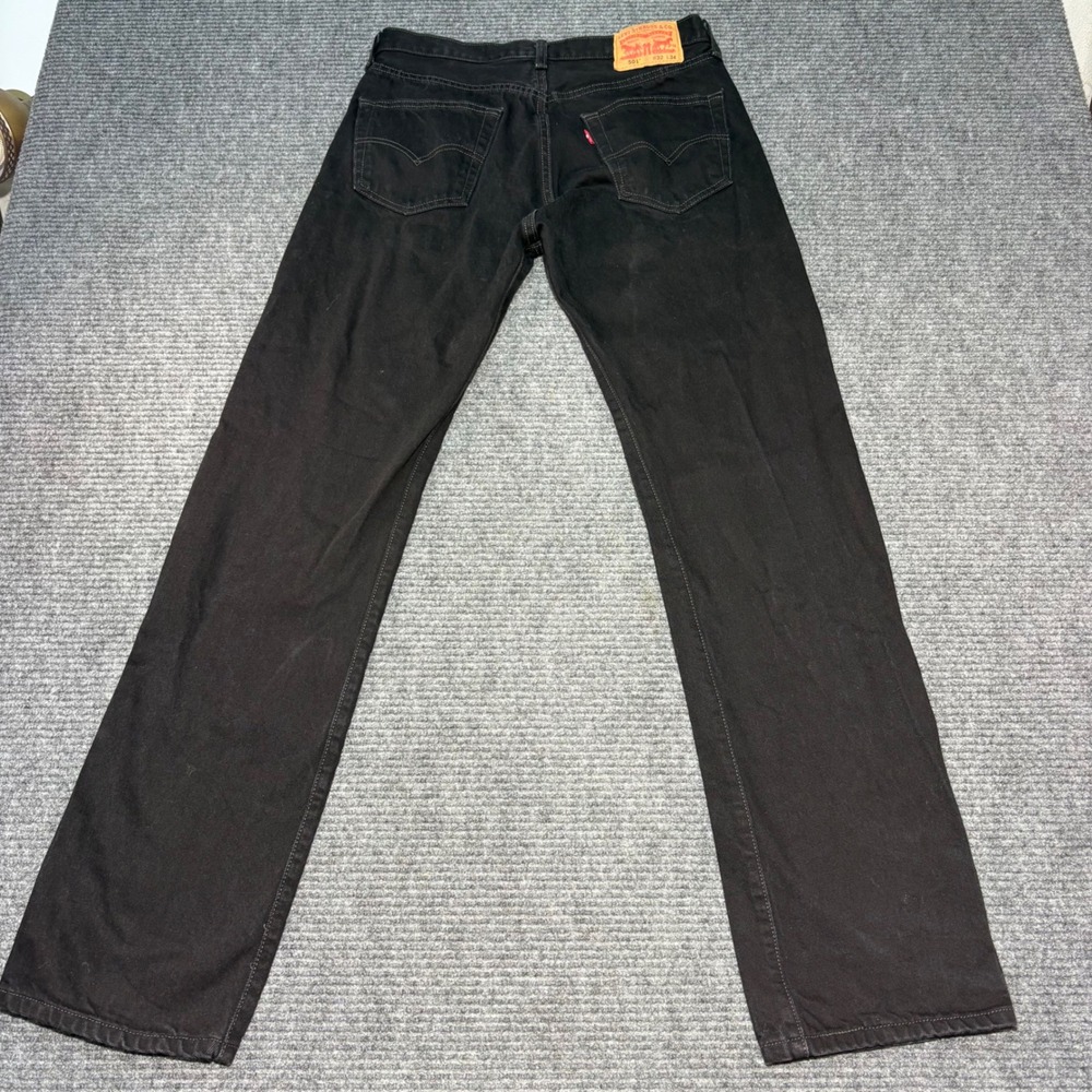 Levis 501 Original Fit Black Denim Jeans Mens 32x34 Button Fly Straight Leg - Picture 4 of 8